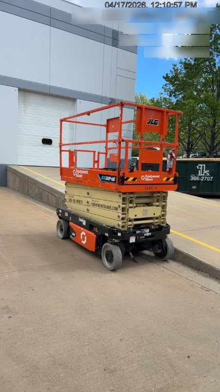 2025 JLG ES3246