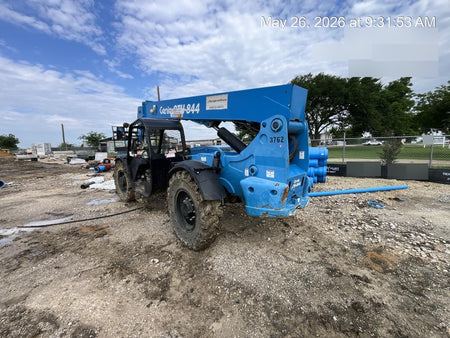 2017 GENIE GTH-844