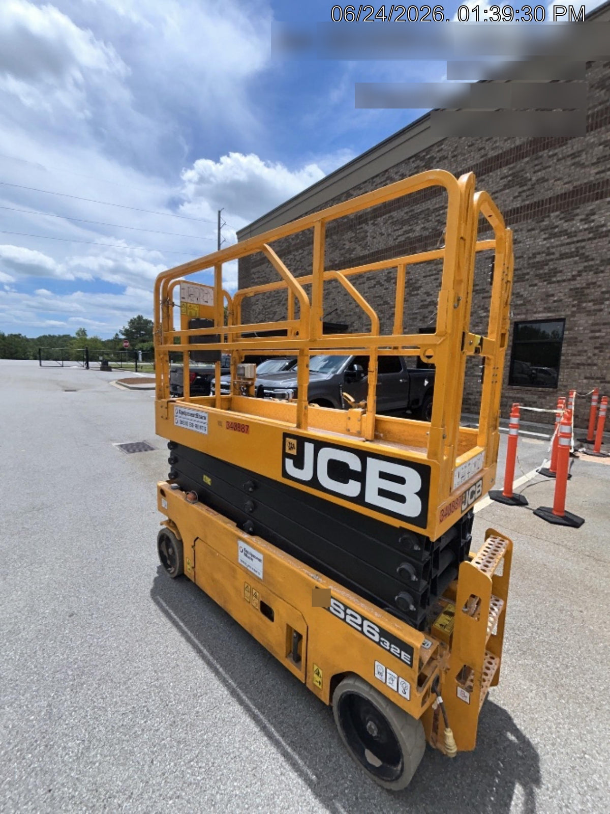 2023 JCB S2632E