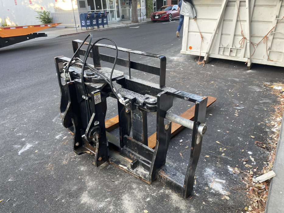 2021 JLG 72" Swing Carriage - JLG