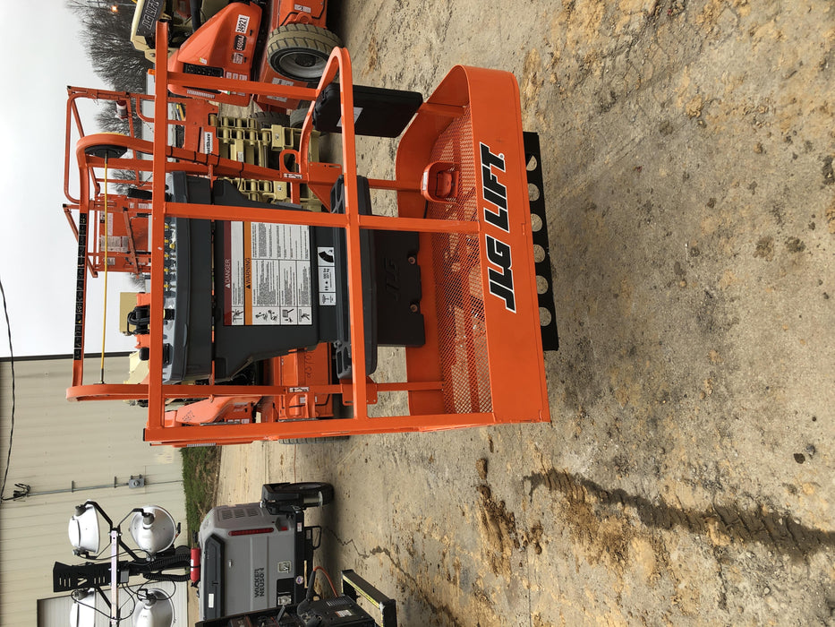 2020 JLG E400AJPN