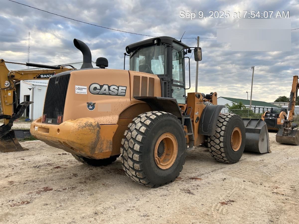 2015 CASE 821F