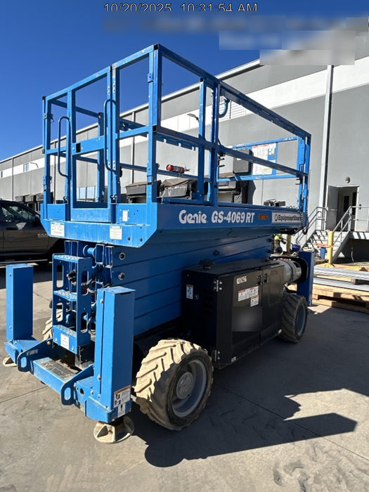 2020 GENIE GS-4069 RT