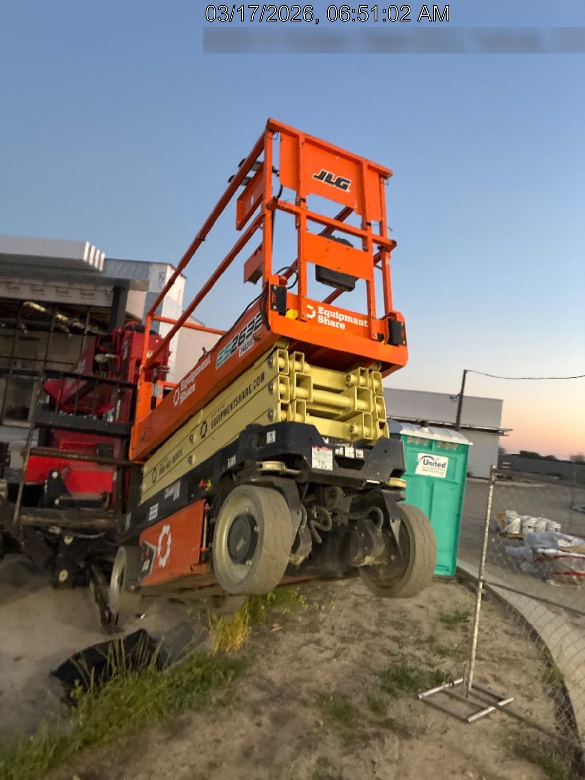 2022 JLG ES2632