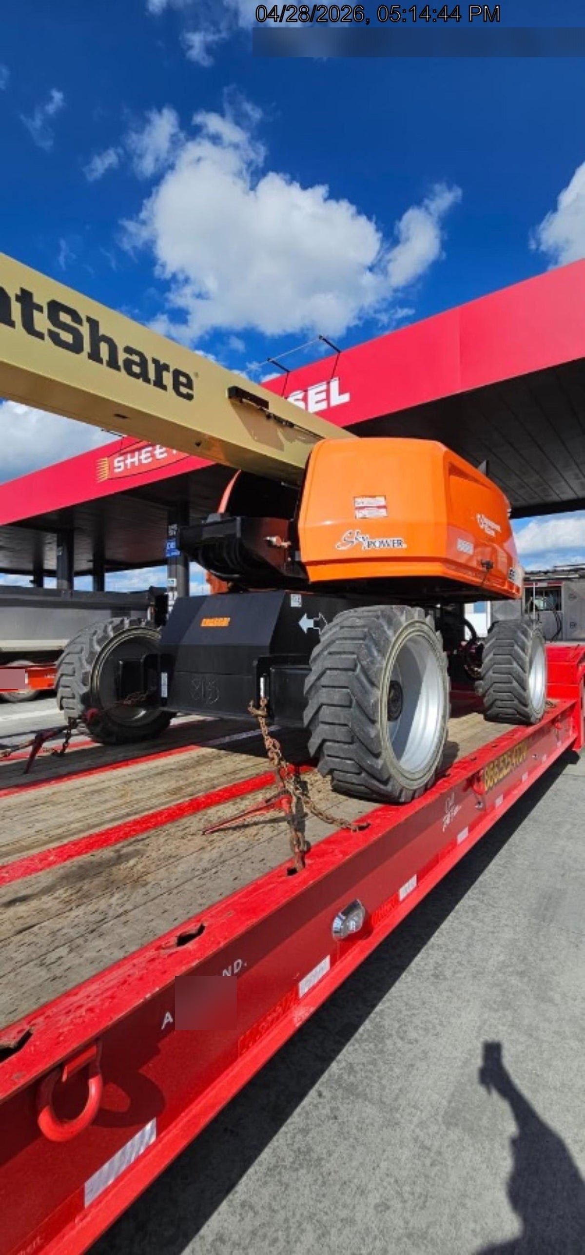 2024 JLG 660SJ