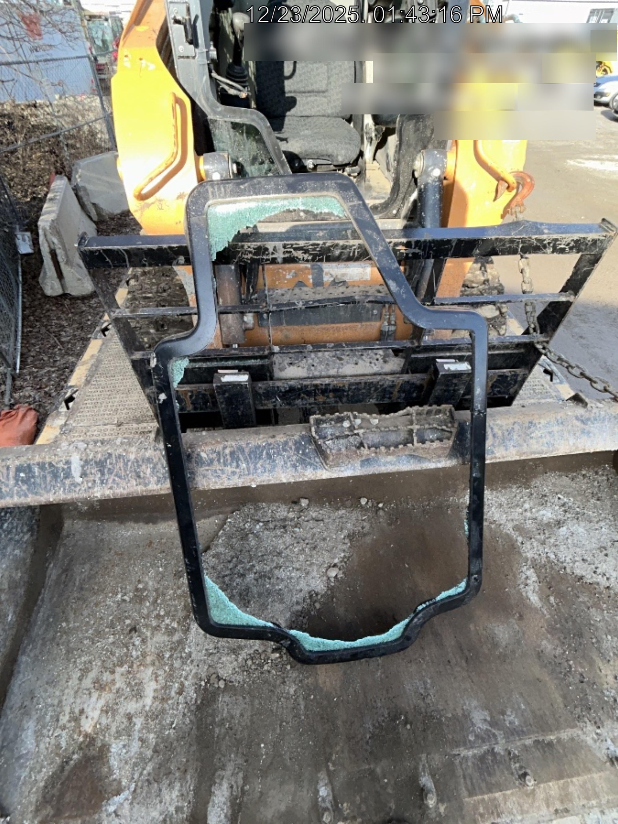2021 CASE TR270B