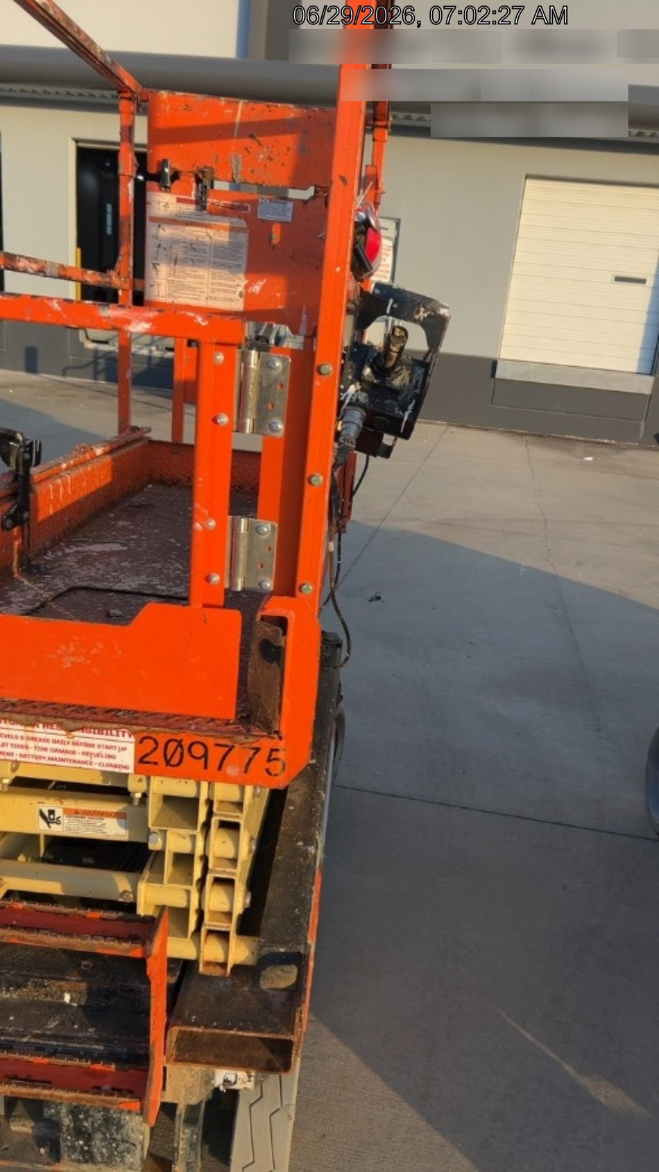 2022 JLG ES1932