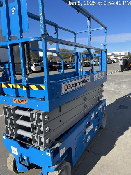 2023 GENIE GS-2632