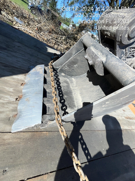 2024 SOLESBEE 24" Bucket, Tooth, Mini Excavator - Solesbee