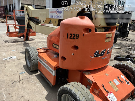 2016 JLG E450AJ