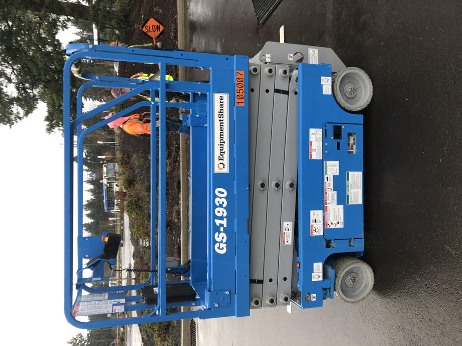 2020 Genie GS-1930 Fixed rails with chain entry gate - Pre A92.20, 800W Inverter