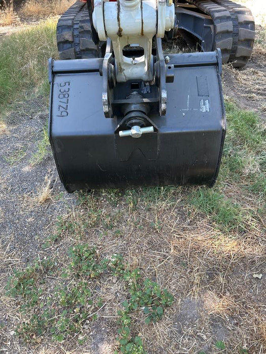 2025 TAKEUCHI 36" Bucket - Takeuchi