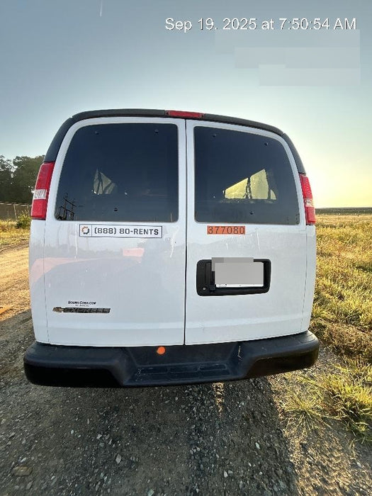 2023 CHEVROLET Express Van - Rental