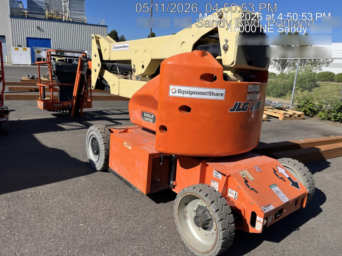 2019 JLG E400AJPN