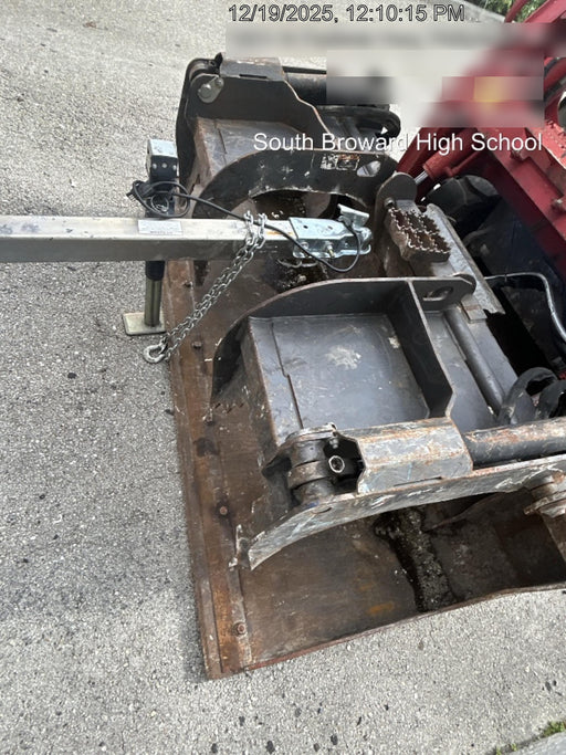 2020 PALADIN 72" Scrap Grapple Bucket - Paladin