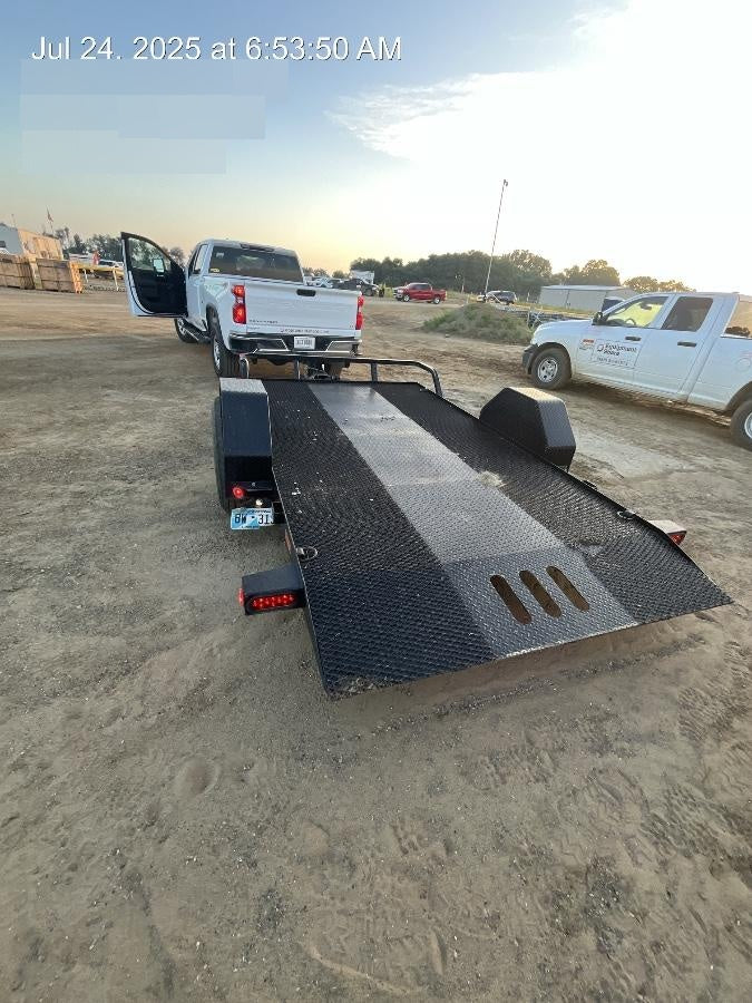 2022 LOADTRAIL Tilt-Deck Rental Trailer