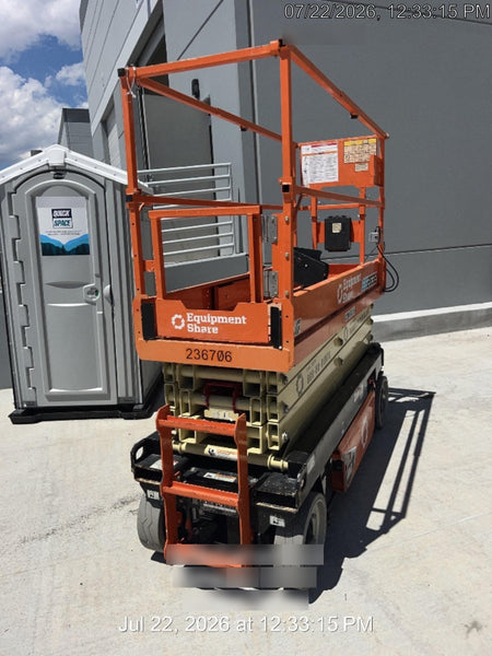 2022 JLG ES2632