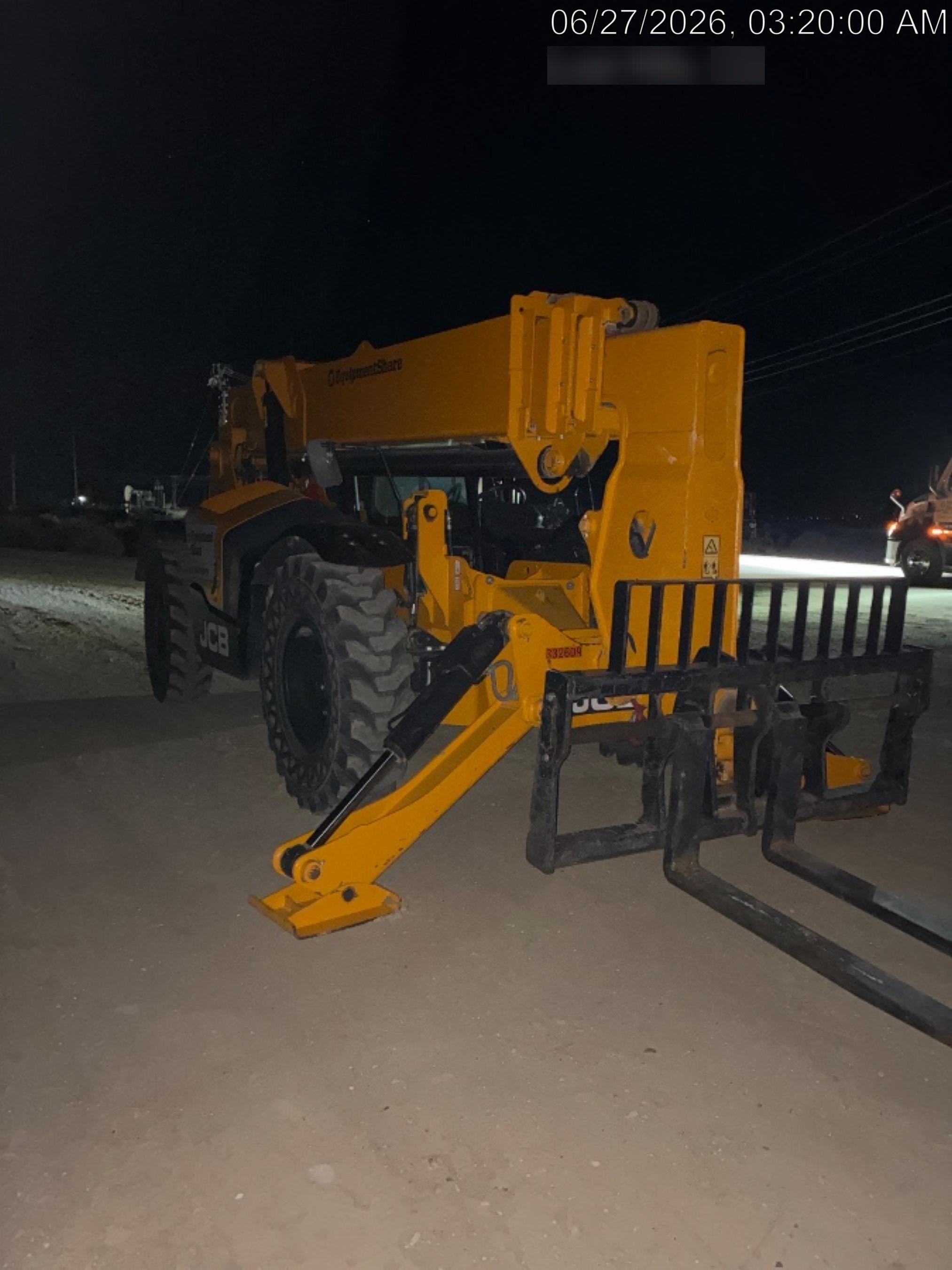 2023 JCB 510-56