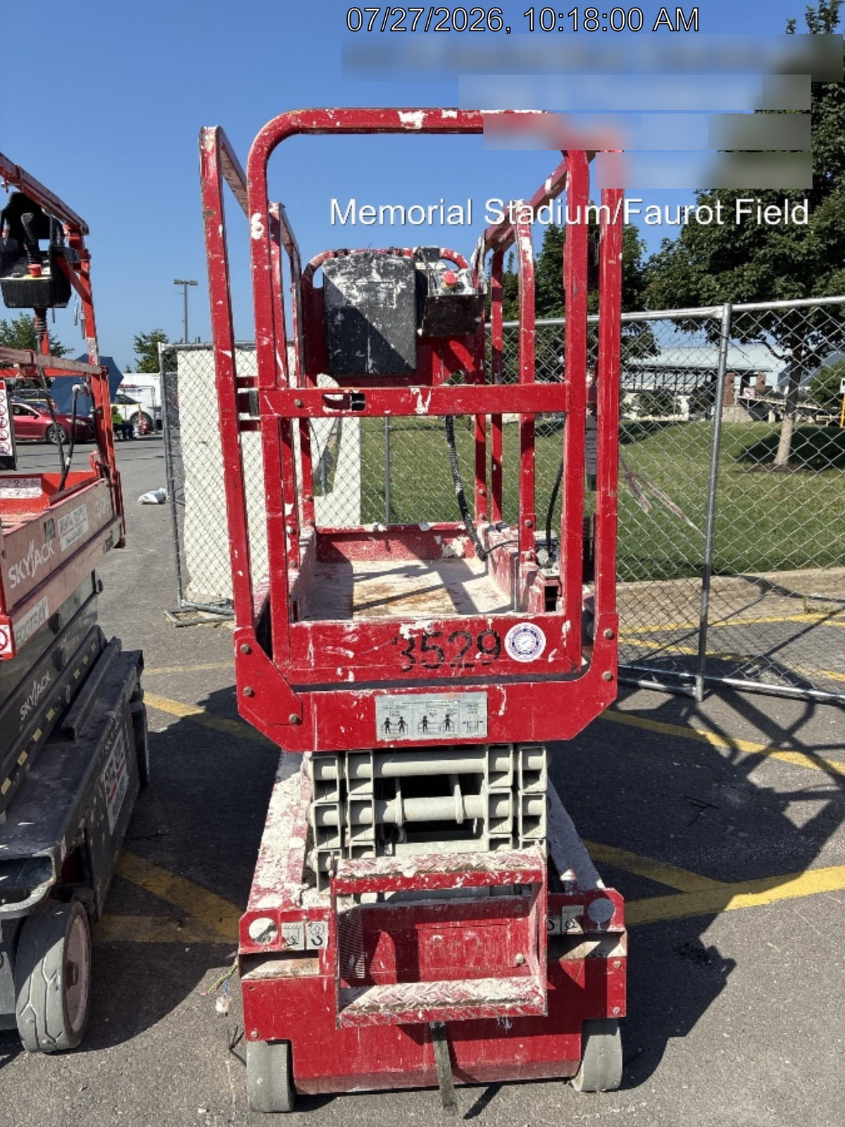 2016 MEC 1330SE MEC 1330SE Scissor Lift