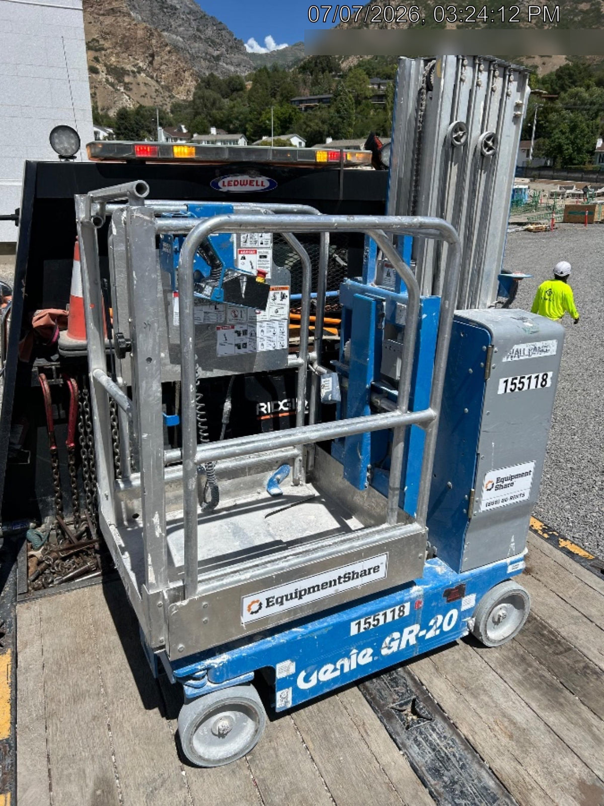 2021 GENIE GR-20