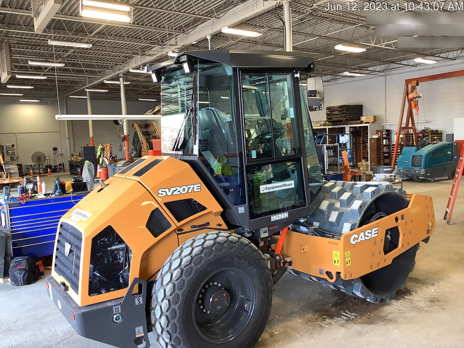 2023 CASE SV207E
