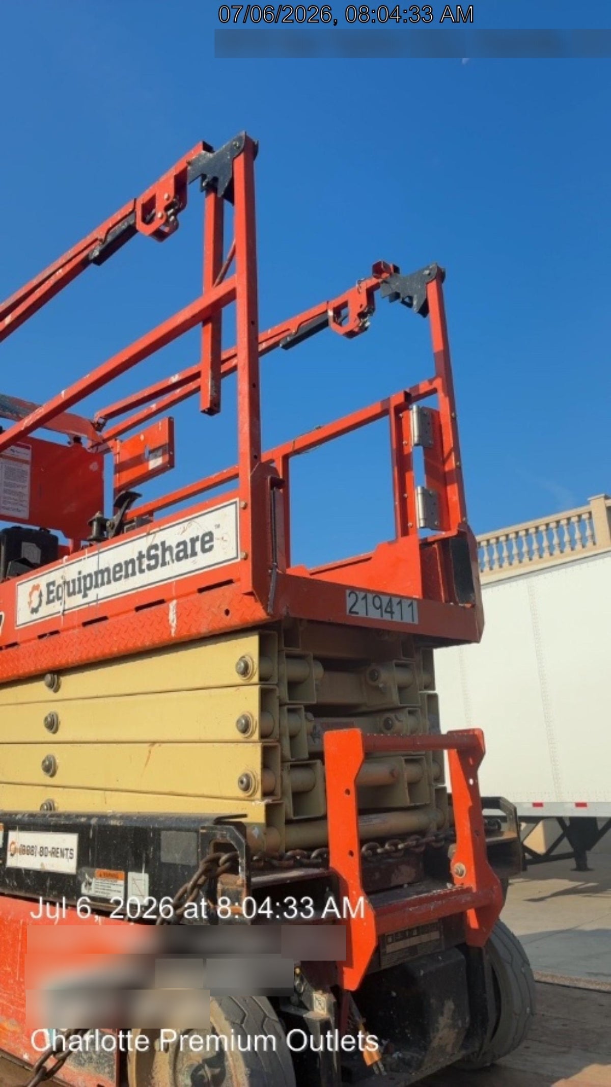 2022 JLG ES1932