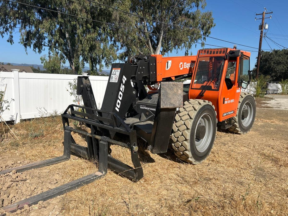 2025 JLG 10054