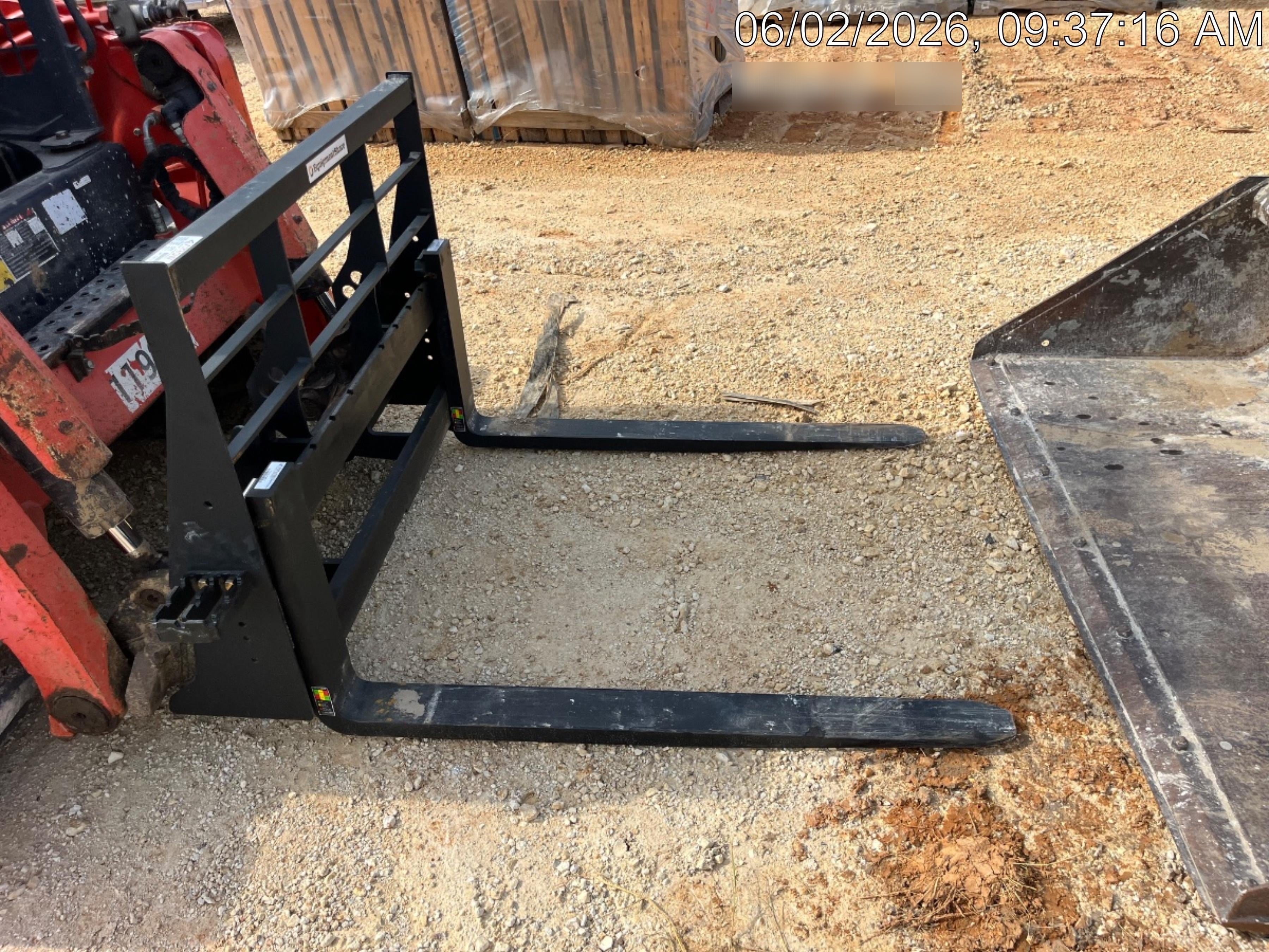 2026 ARROW MATERIAL HANDLING 48" Pallet Forks - Arrow