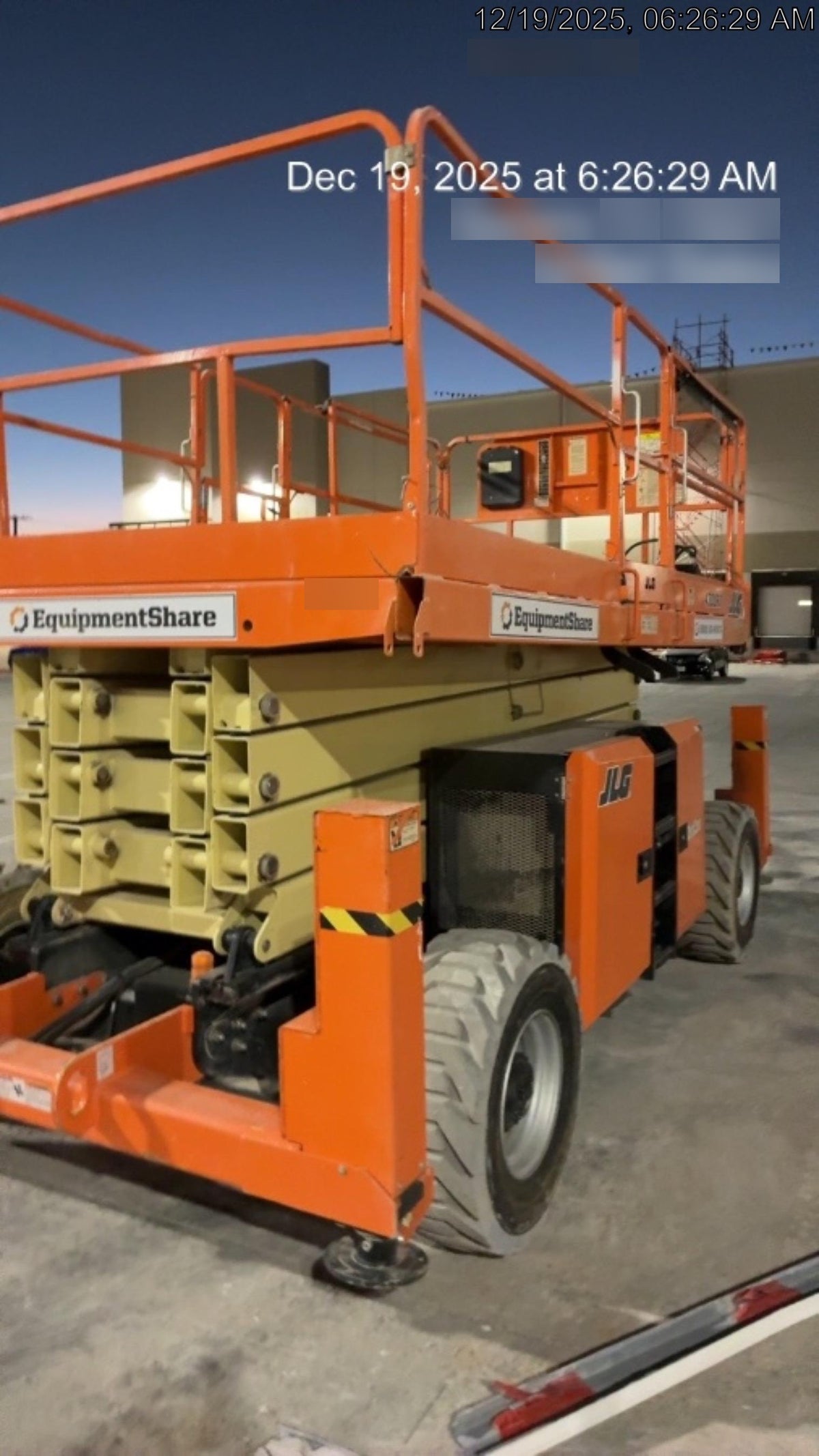 2020 JLG 430LRT