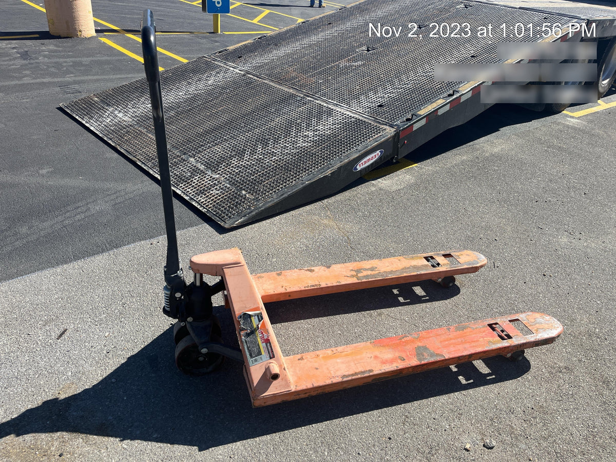 2021 HAUL MASTER 2.5 Ton Manual Pallet Jack