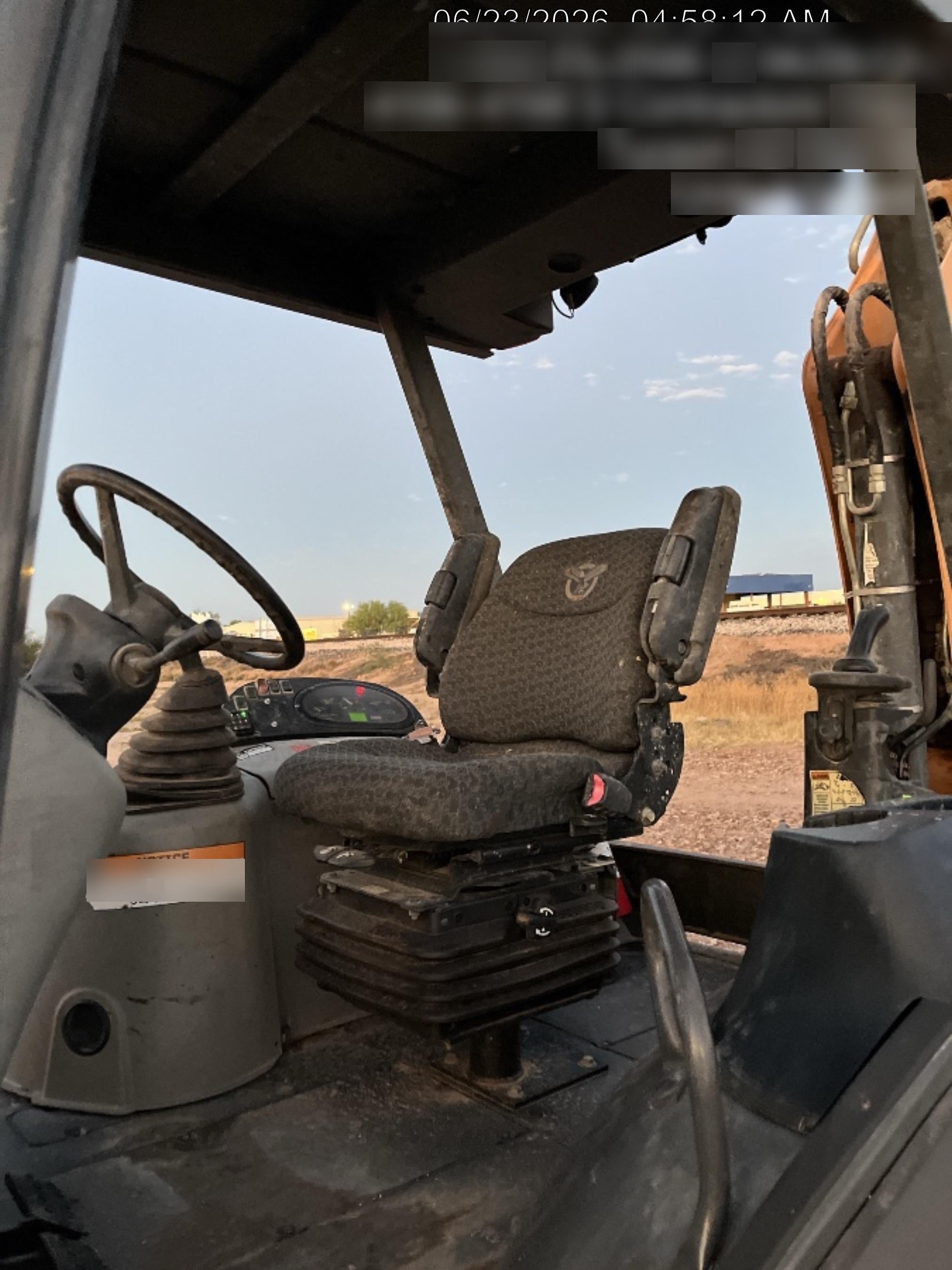 2020 CASE 580N EP - Extendable Backhoe