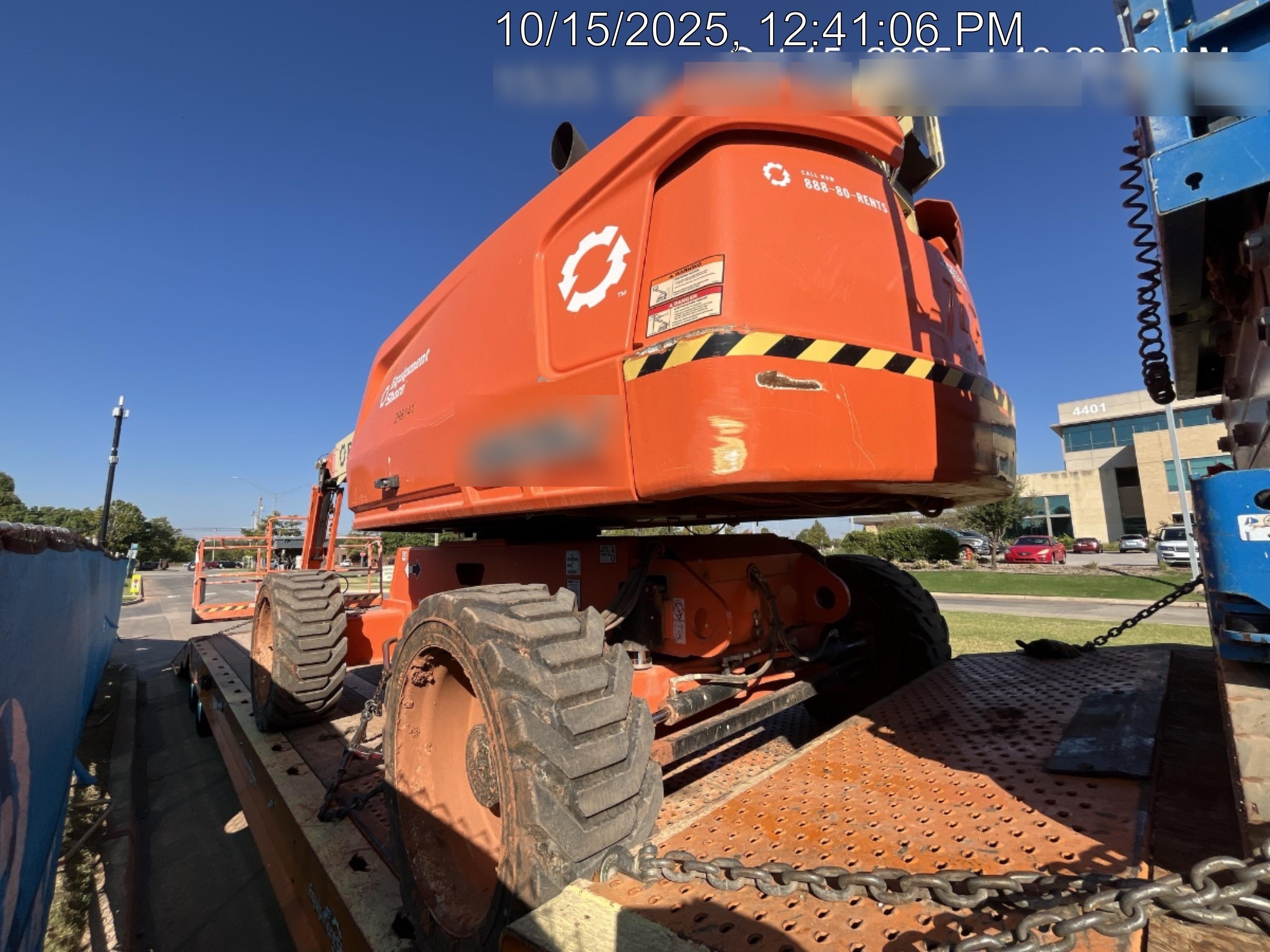 2023 JLG 660SJ