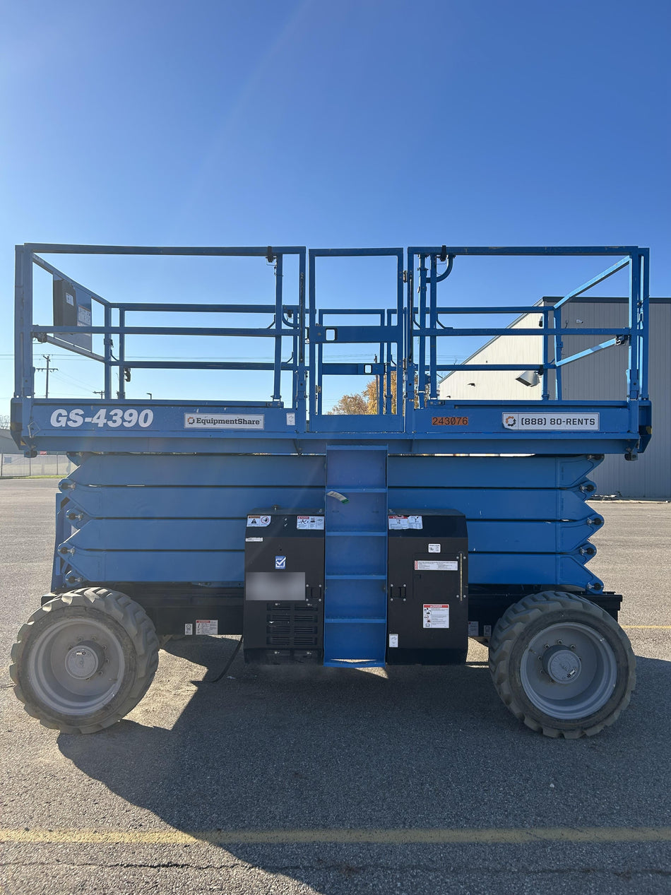 2022 GENIE GS-4390 RT
