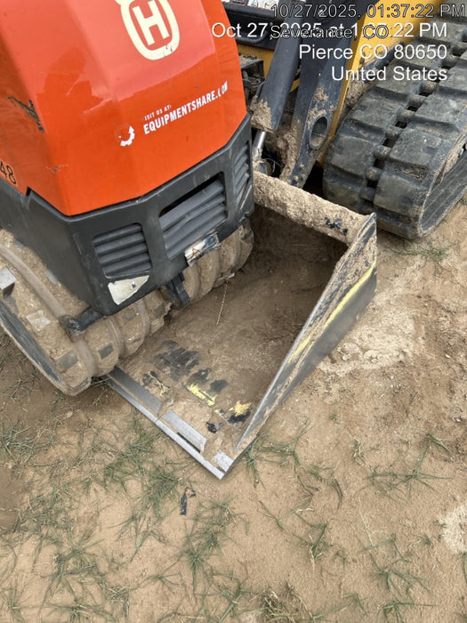 2025 JOHN DEERE 84" Bucket - John Deere