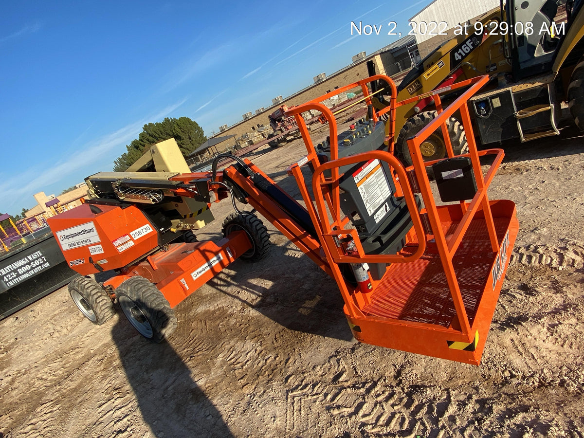 2022 JLG 340AJ