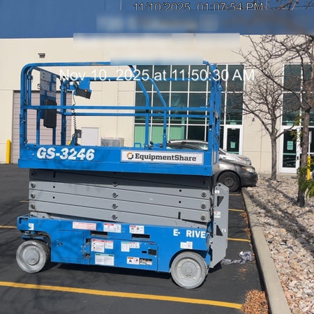 2022 GENIE GS-3246