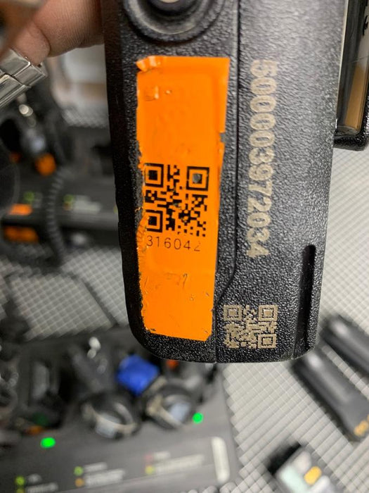 2023 MOTOROLA R7 DISPLAY