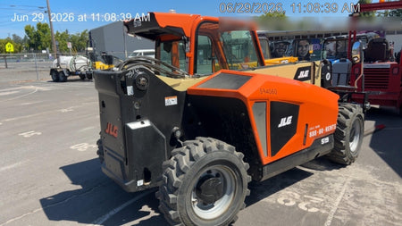 2025 JLG 519
