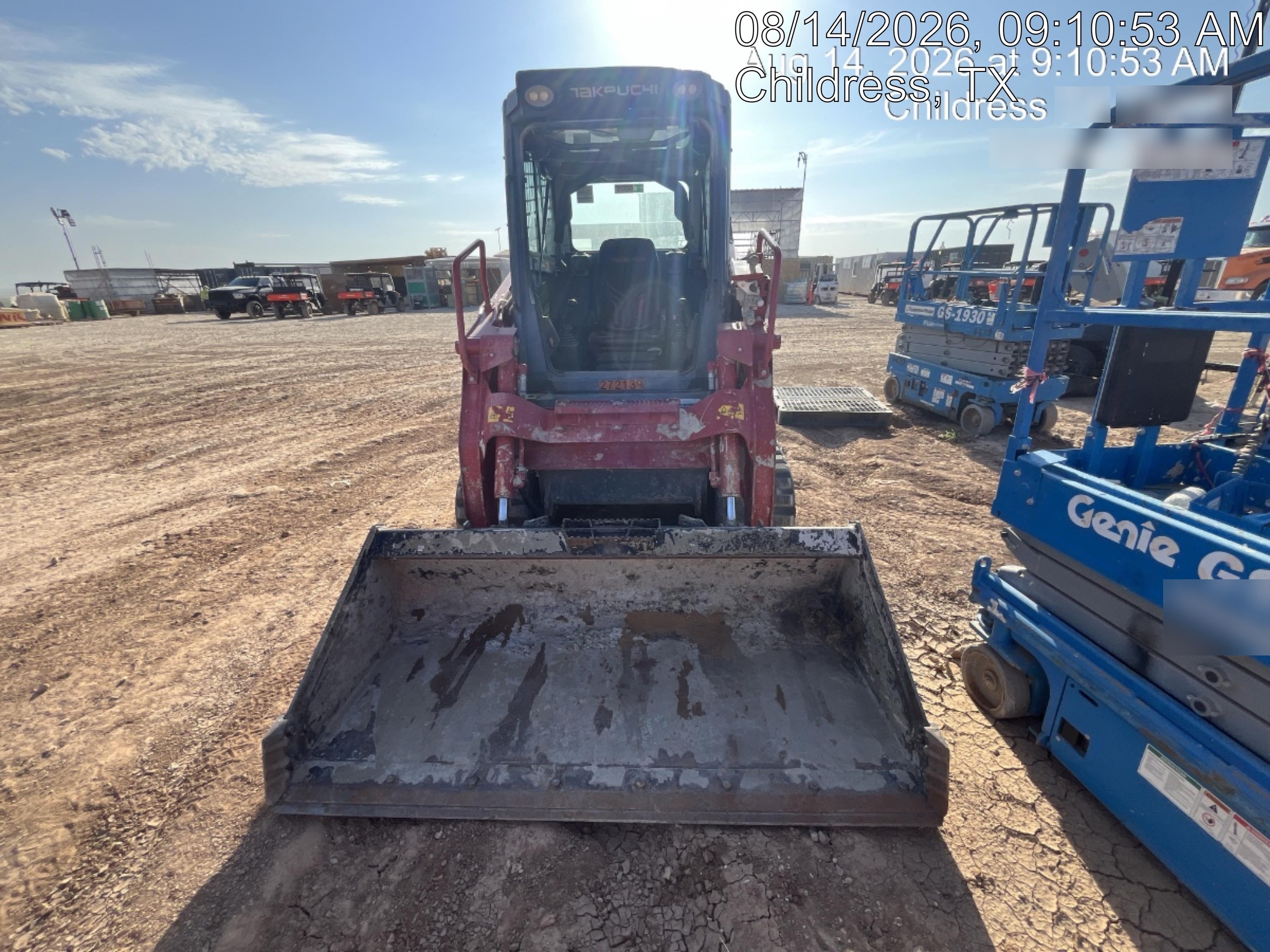 2022 TAKEUCHI TL10V2-CR