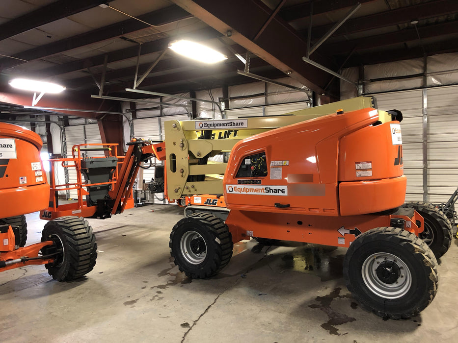 2019 JLG 450AJ