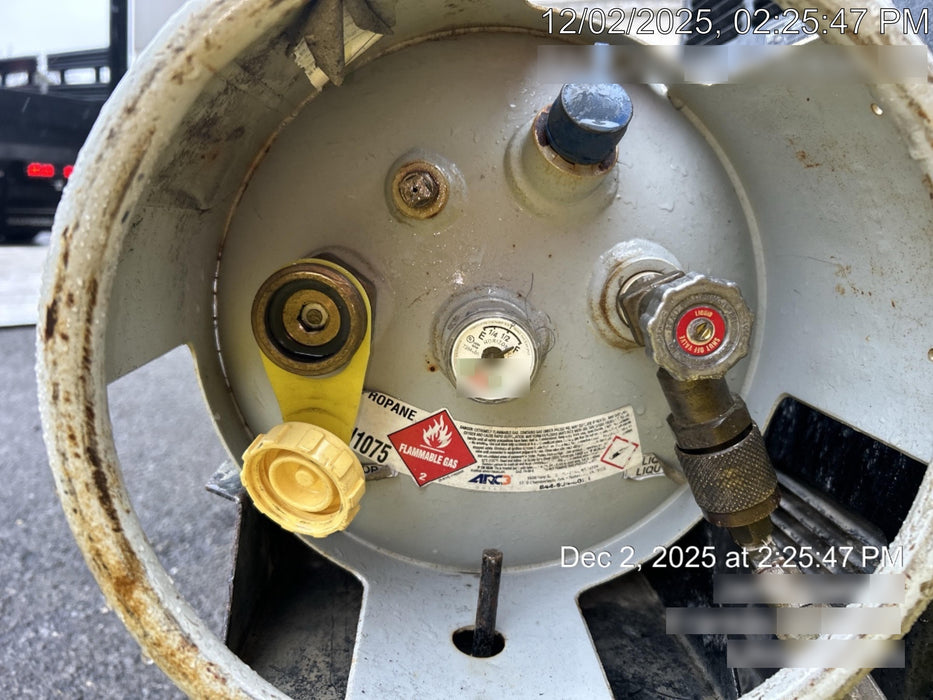 2019 Miller Electric BOBCAT 250 Standard w/Running Gear, Bracket, Hose