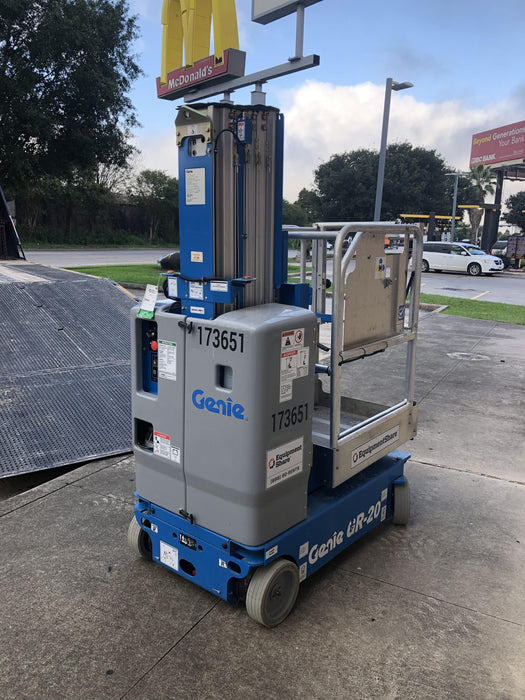 2021 GENIE GR-20