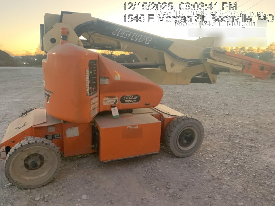 2019 JLG E400AJPN
