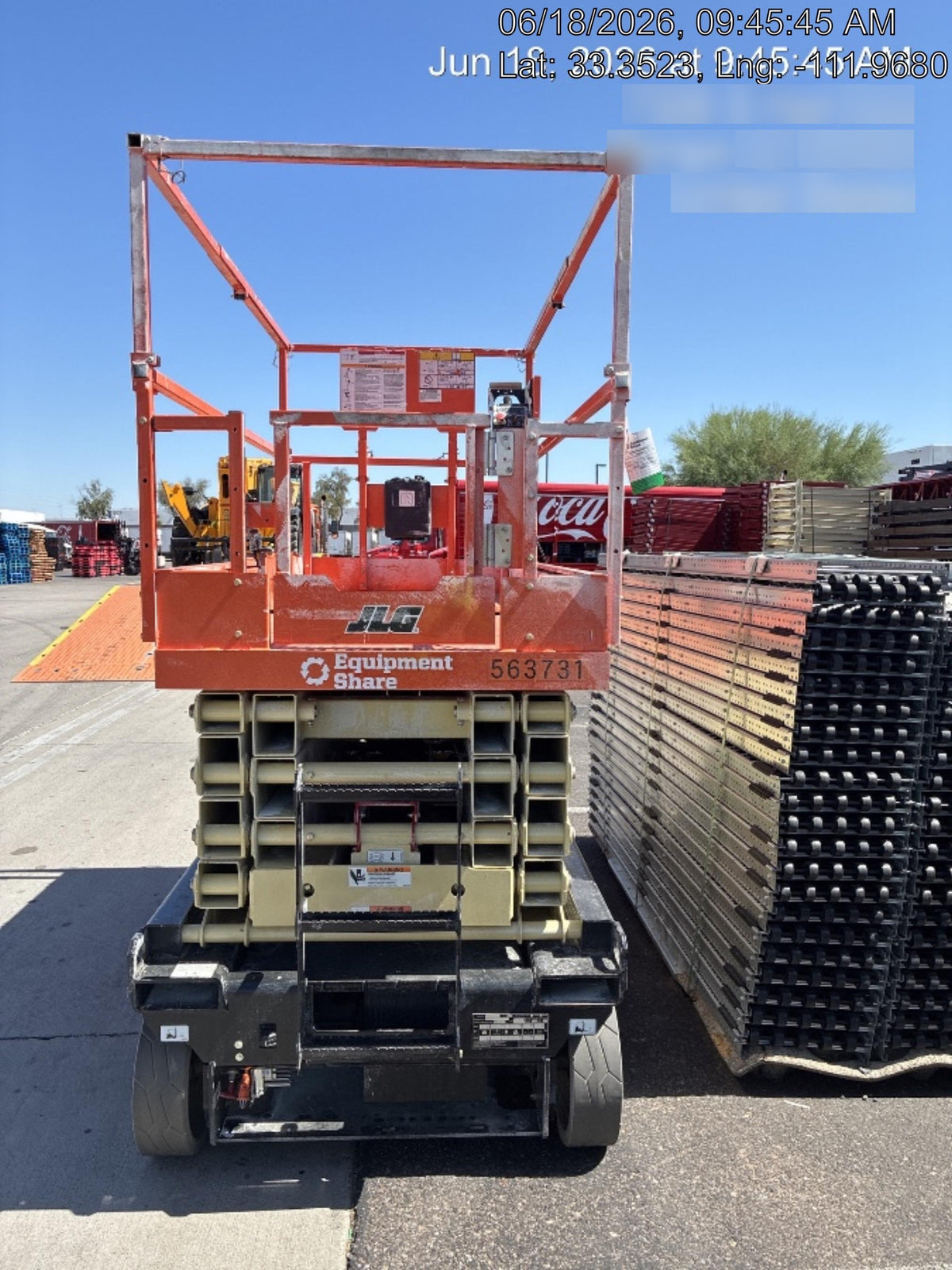 2025 JLG ES3246
