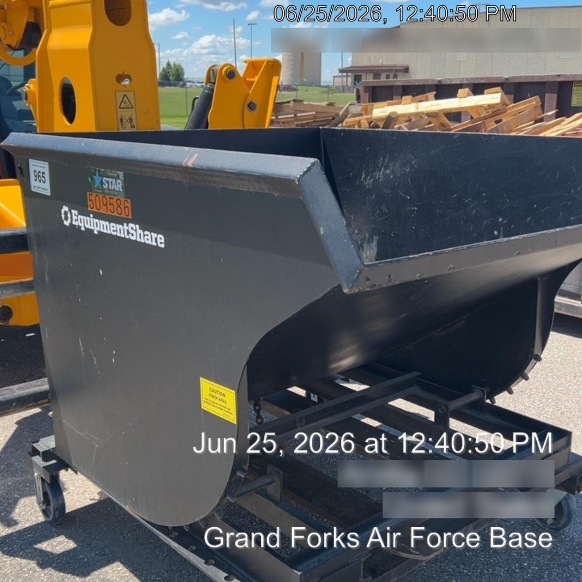 2025 STAR INDUSTRIES M-1820 - Self-Dump Hopper