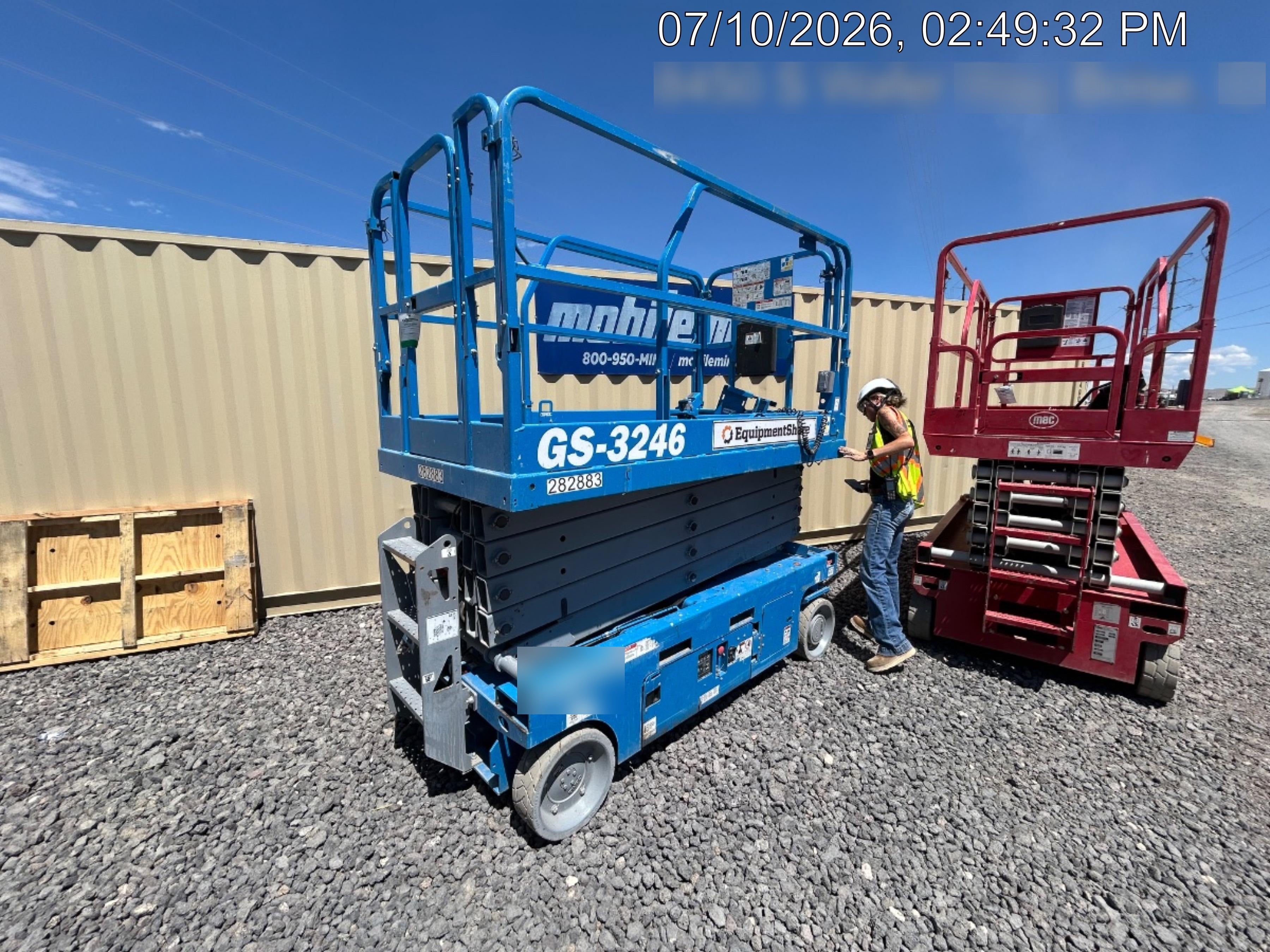 2022 GENIE GS-3246