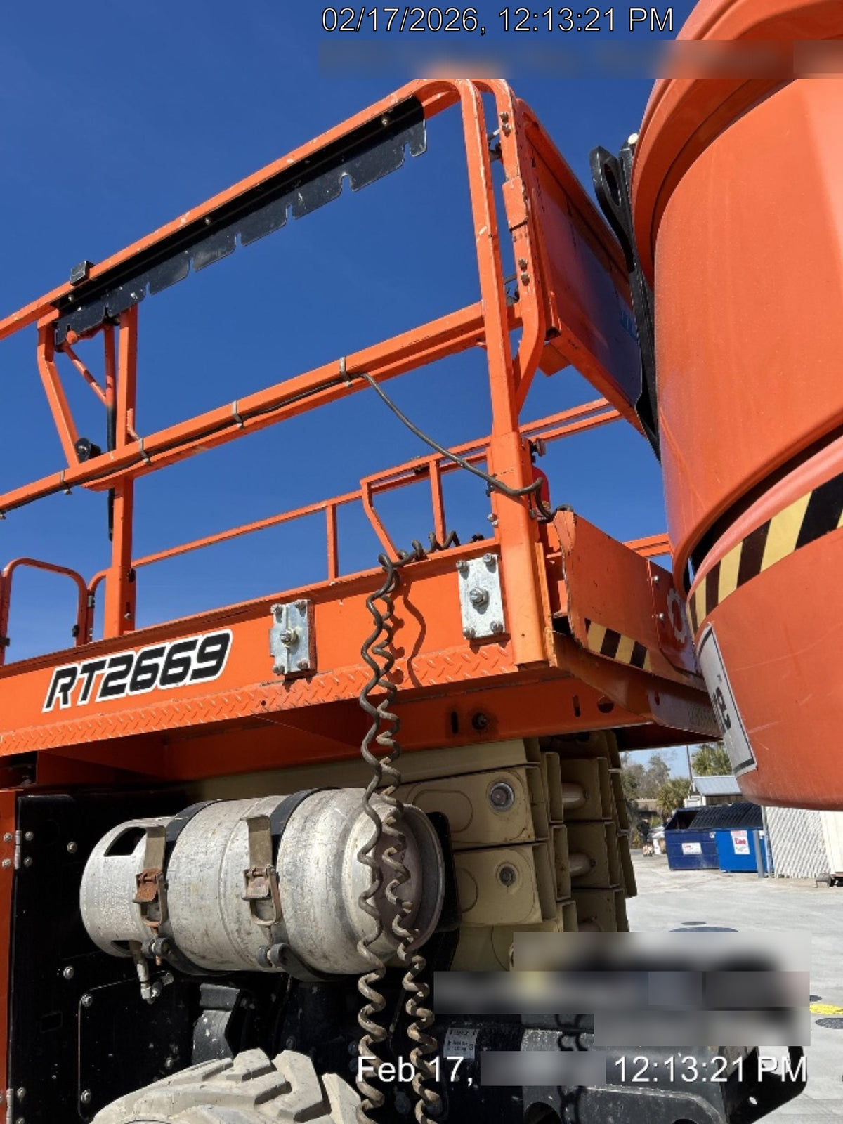 2022 JLG RT2669
