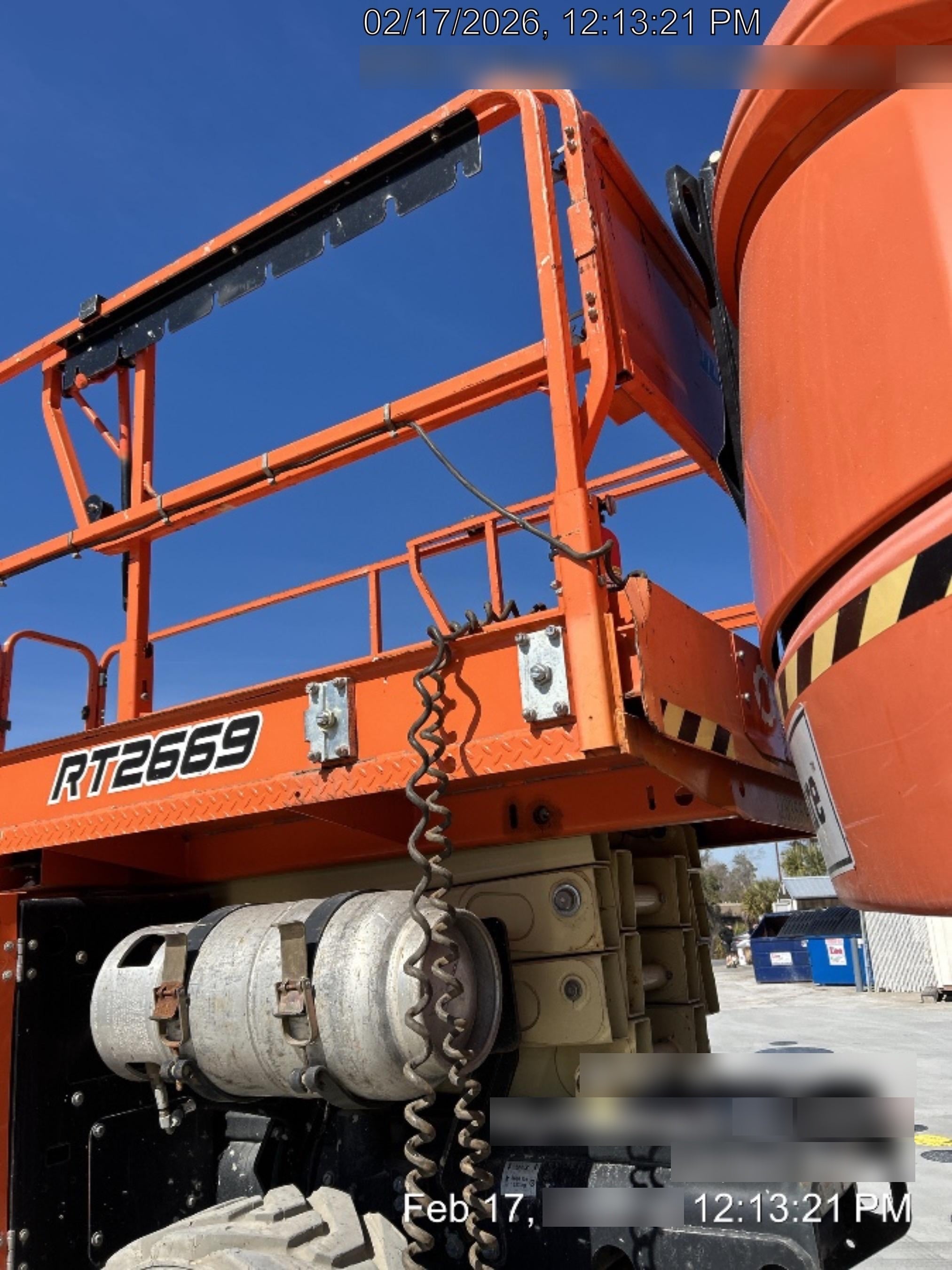 2022 JLG RT2669