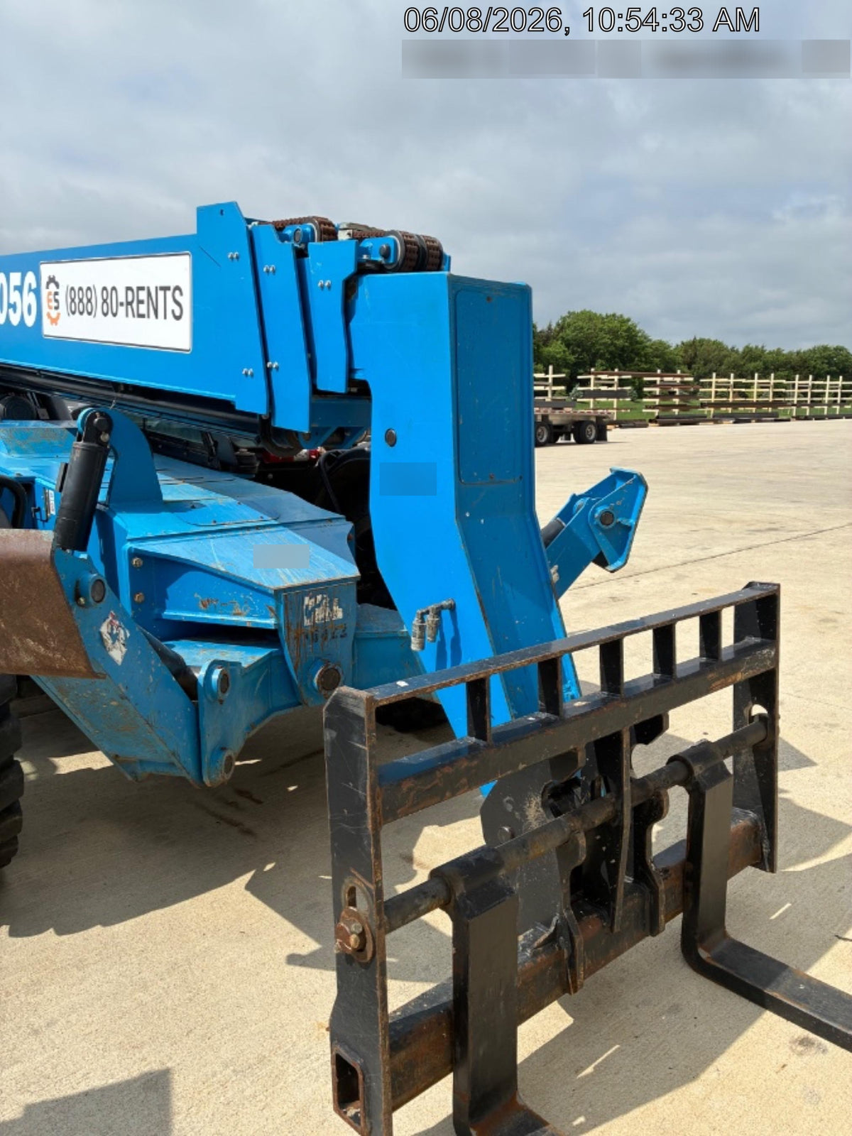 2019 Genie GTH-1056 Cab/Heat/AC, Solid RT Tires, LED Work Lights, Beacon 60" QA Carriage, 60" Forks