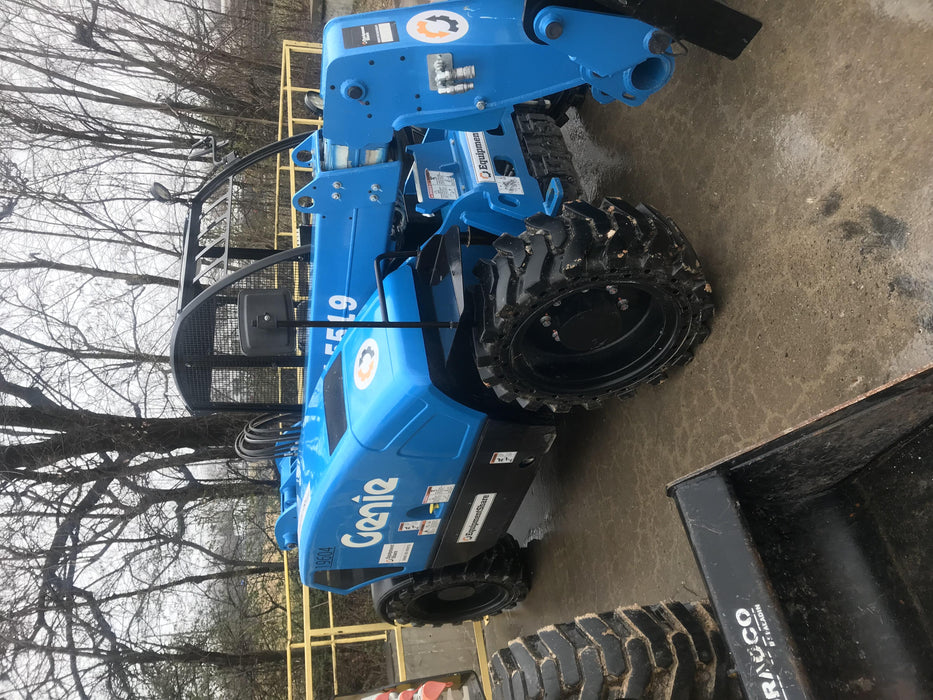2018 GENIE GTH-5519